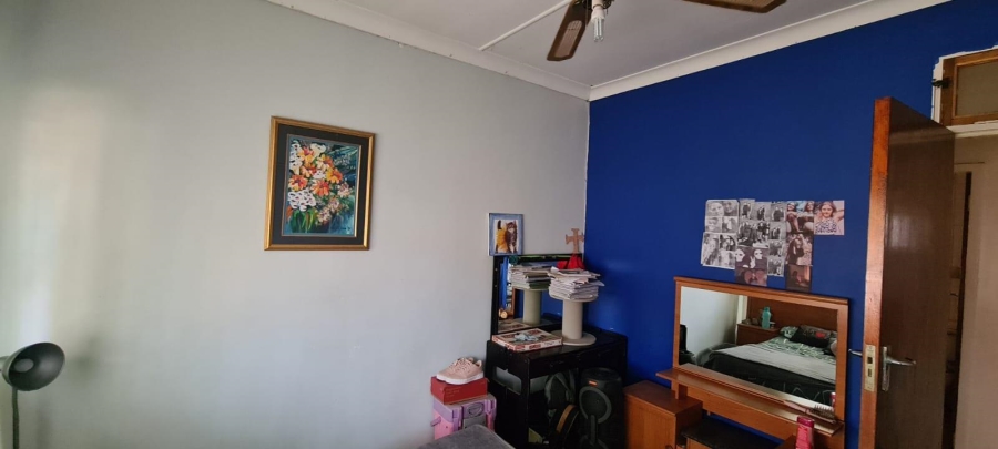 To Let 4 Bedroom Property for Rent in Hadison Park Northern Cape